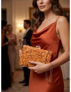 BOLSO FIESTA NARANJA DE MANO CON PIEDRAS Y NACAR 2