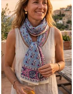 PAÑUELOS AZULES Y FUCSIAS DISEÑO FULAR Y PAREO | MODA CASUAL 2