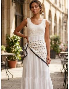 PAÑUELOS DE MUJER BLANCOS Y NEGROS CON LUNARES | MODA CASUAL