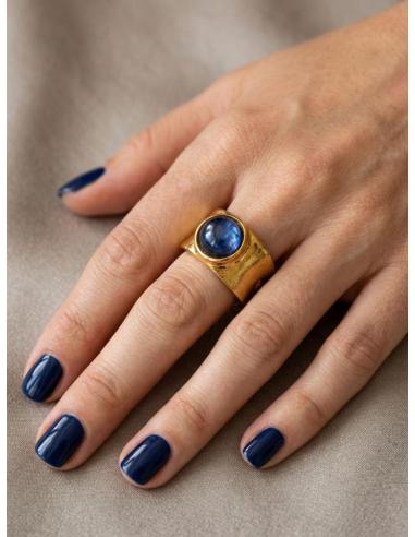 ANILLOS DORADOS CON PIEDRA AZUL MARINO LAPISLAZULI | JOYA ELEGANTE