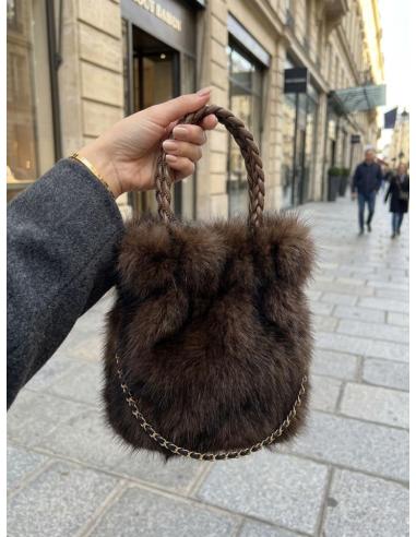 BOLSO MARRON DE PELO EFECTO VISON Y ASAS CORTAS PARA INVIERNO | MODA ACTUAL MUJER
