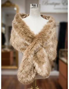 ESTOLA BEIGE PELO PARA INVITADA Y MADRINA DE BODA | OTOÑO INVIERNO 2